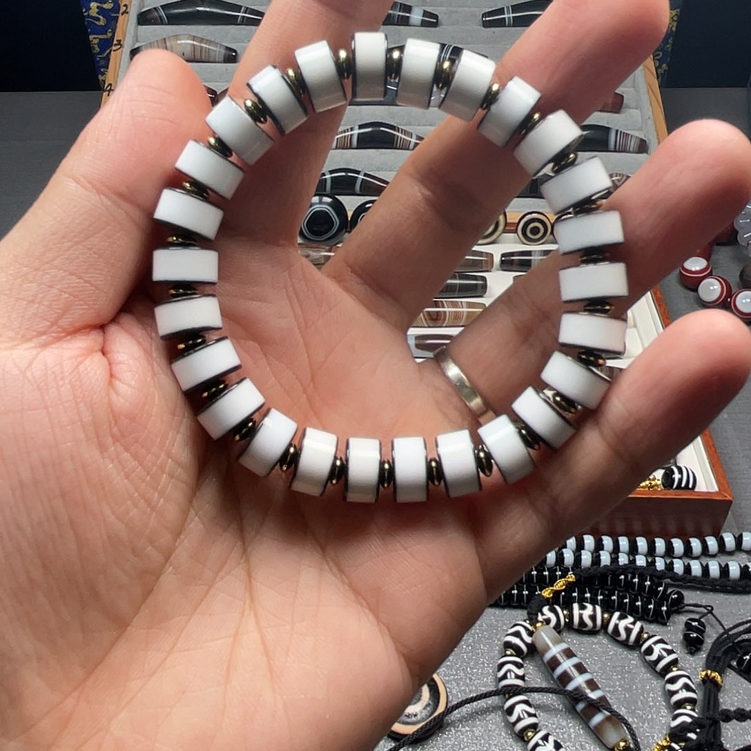 玛瑙/玉髓手串未镶嵌