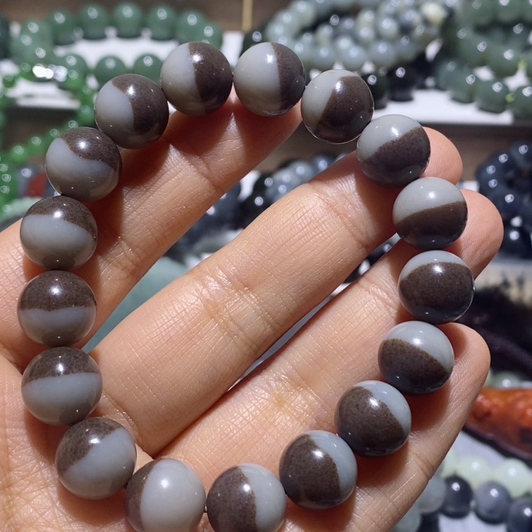 和田玉手链未镶嵌守**好