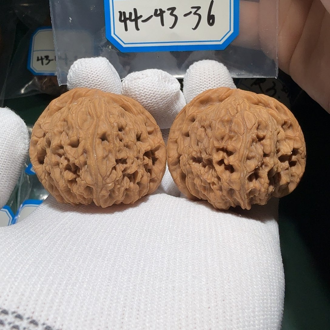吊坠文玩核桃南疆2507