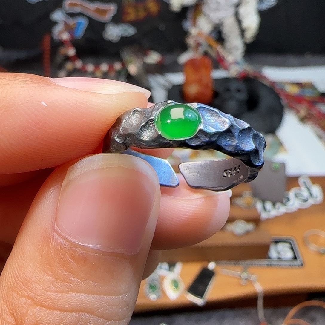 C***l翡翠银S925镶嵌戒指