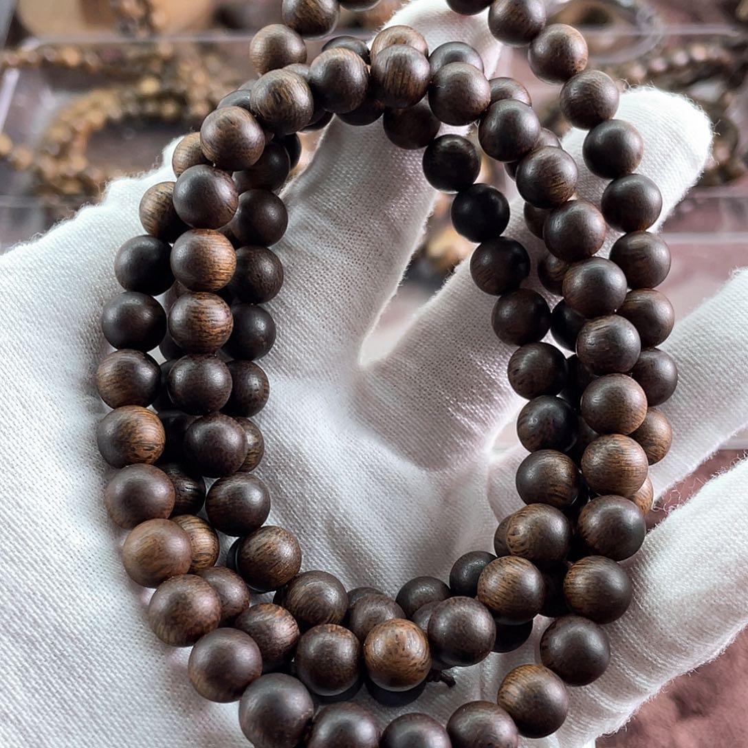 沉香手串岁****8文莱