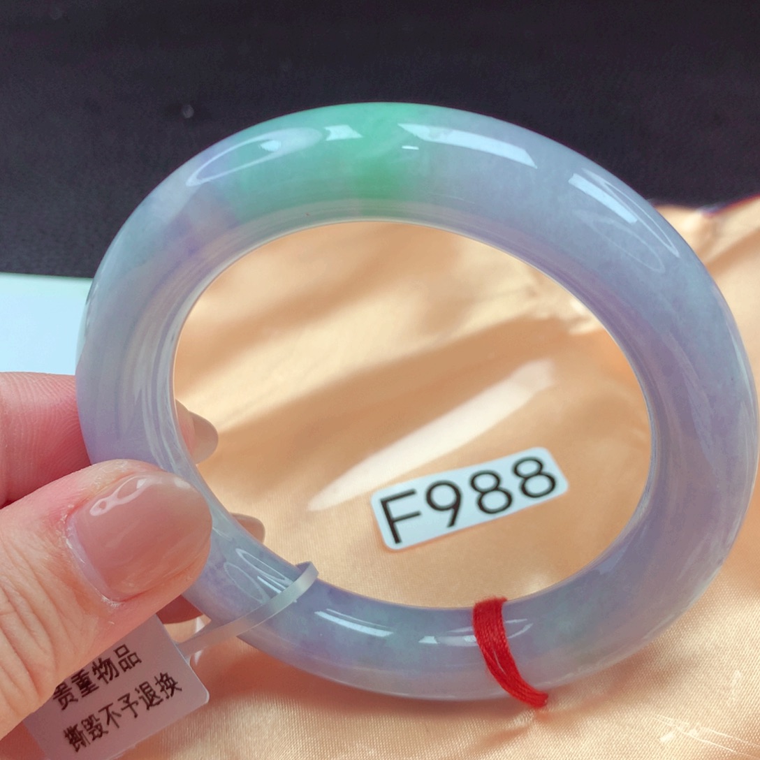 翡翠手镯未镶嵌手镯88