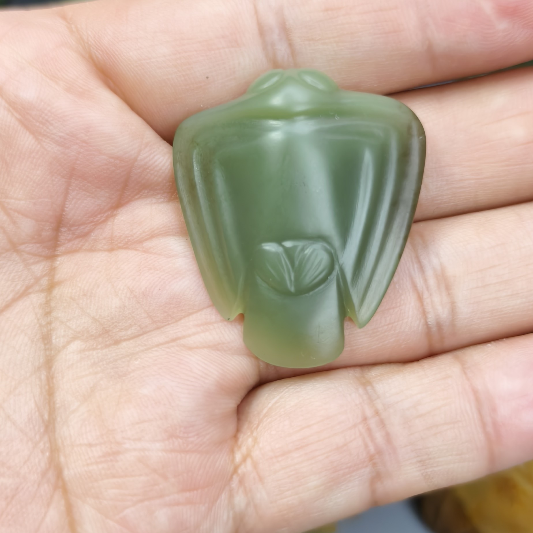 析木绿二细料笛枭挂件