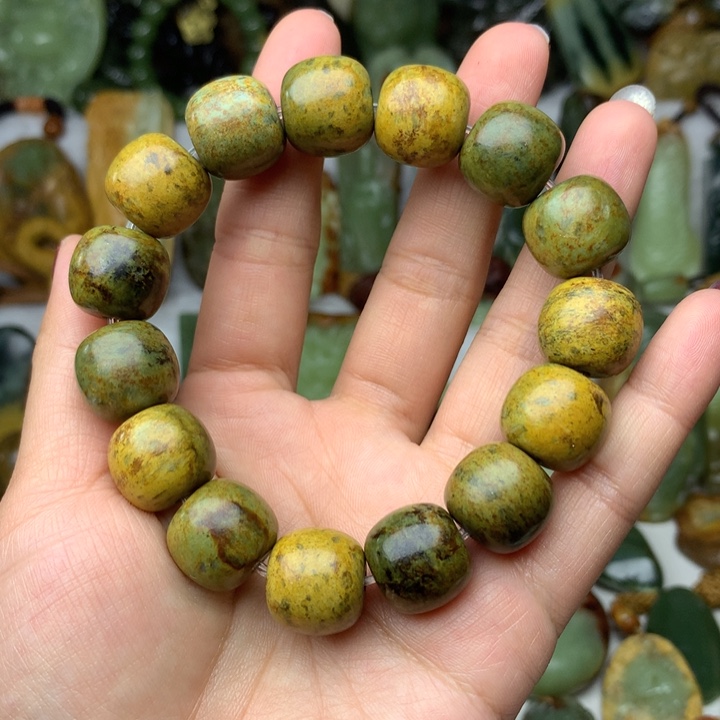 岫岩河磨玉（透闪石质玉）手串未镶嵌