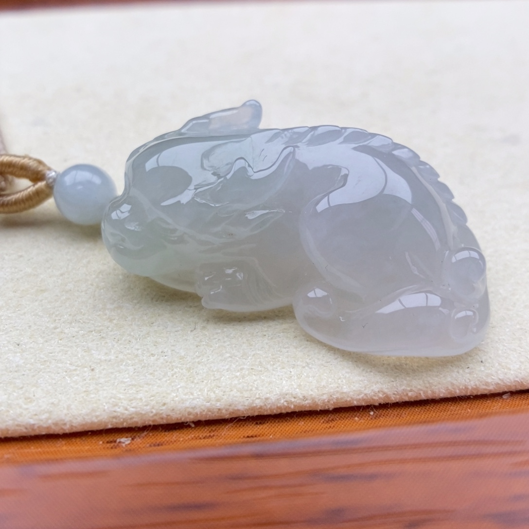 翡翠未镶嵌颈饰吊坠61