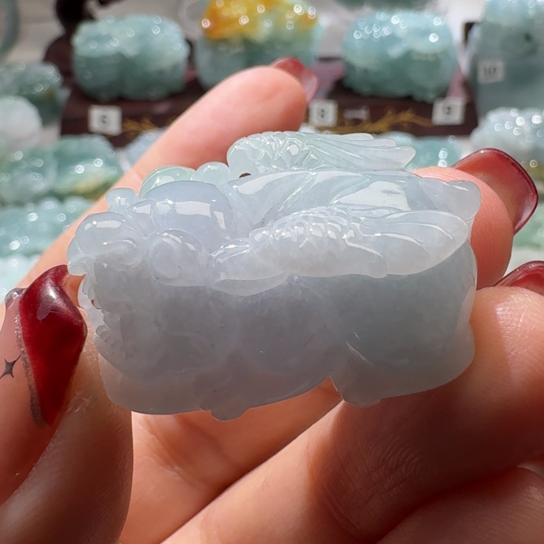 定制翡翠未镶嵌貔貅