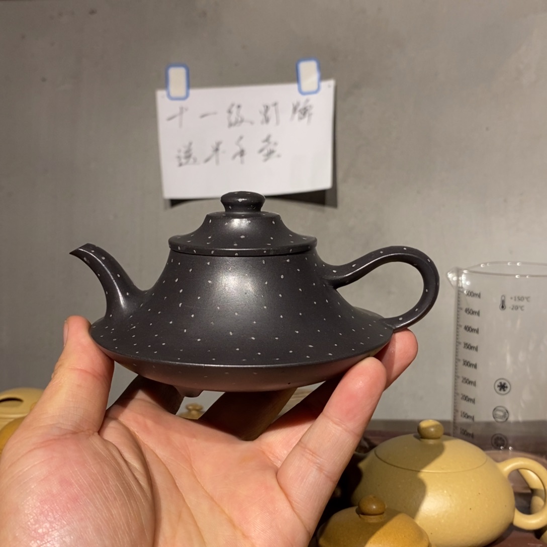 茶壶紫砂无*?满天星铺砂云炉180cc