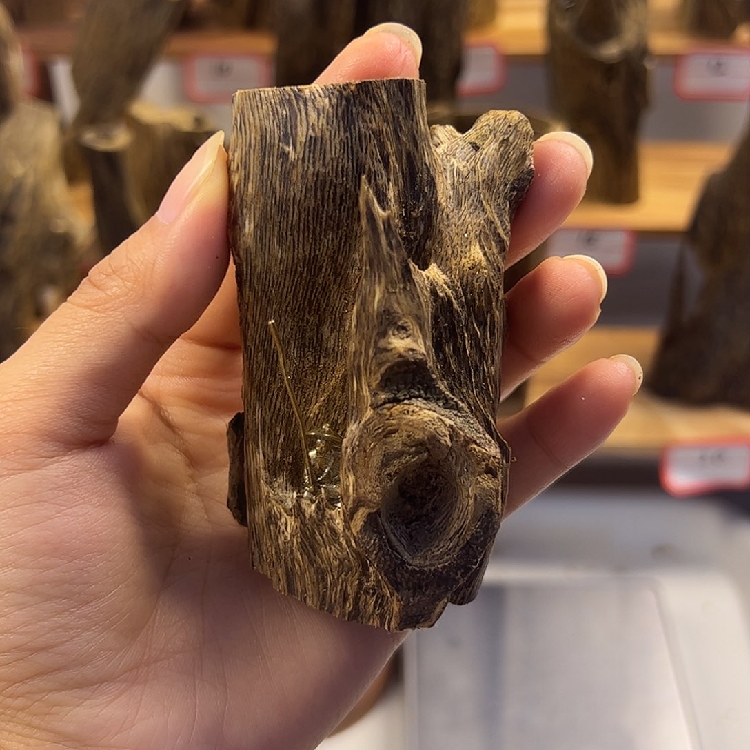 木质乌身圆叶  35克  花果蜜甜