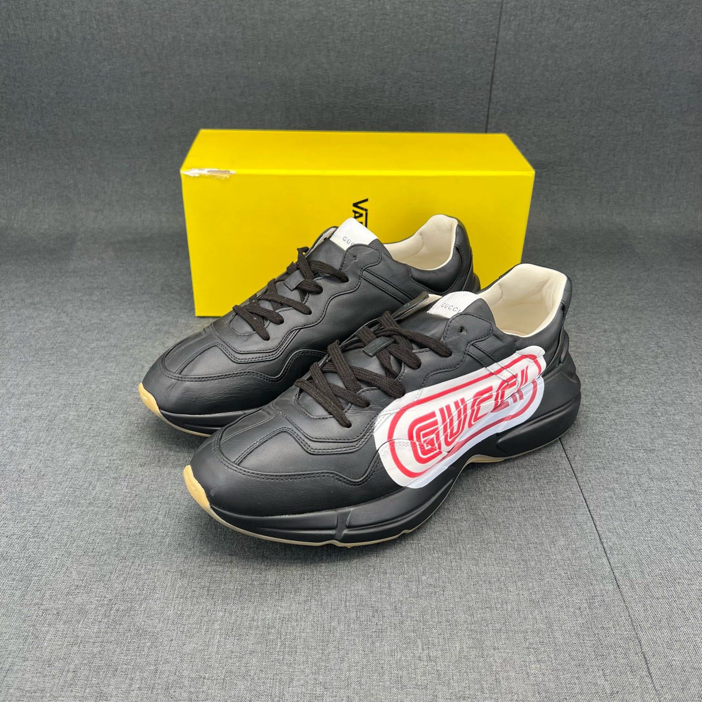 未使用 GUCCI/古驰 码数45GUCCI古驰 Rhyton 黑红  全新配盒
