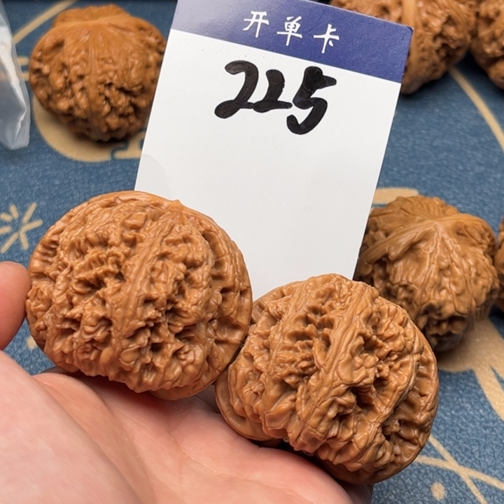 文玩核桃吊坠粗筋 47精修 225