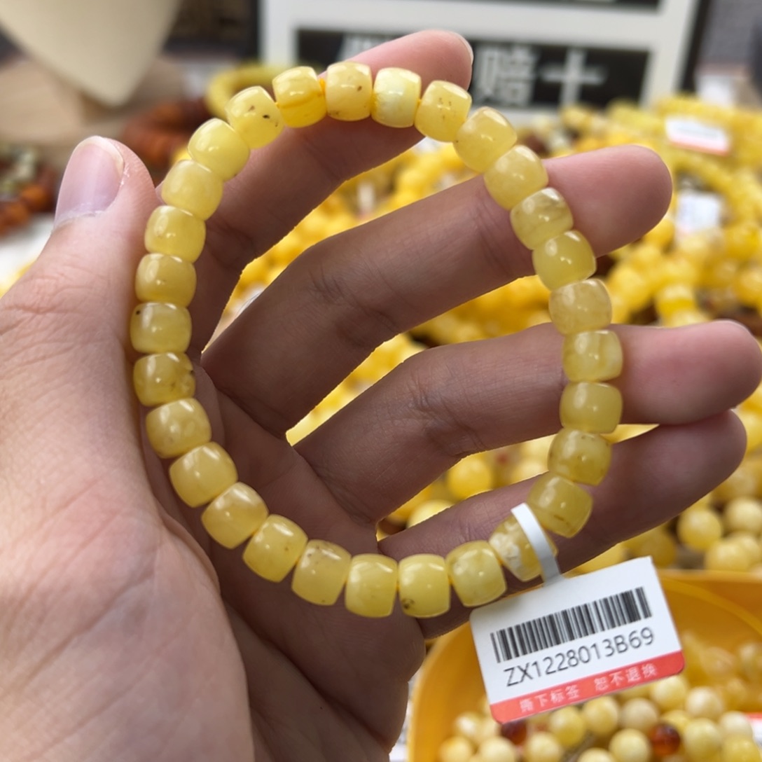 琥珀珠宝奇石未镶嵌