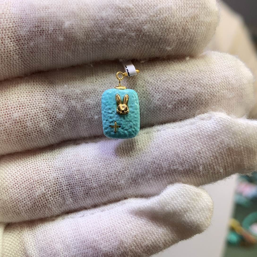 绿松石滴流18K金镶嵌