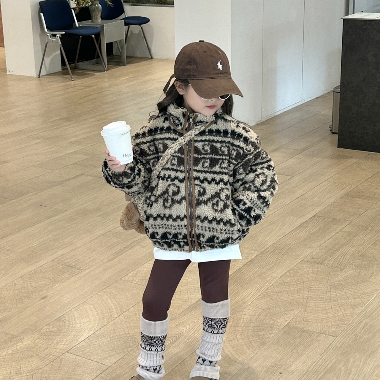 女童韩版冬季新款毛绒加厚费尔岛外套儿童衣服秋冬款内搭瑜伽裤