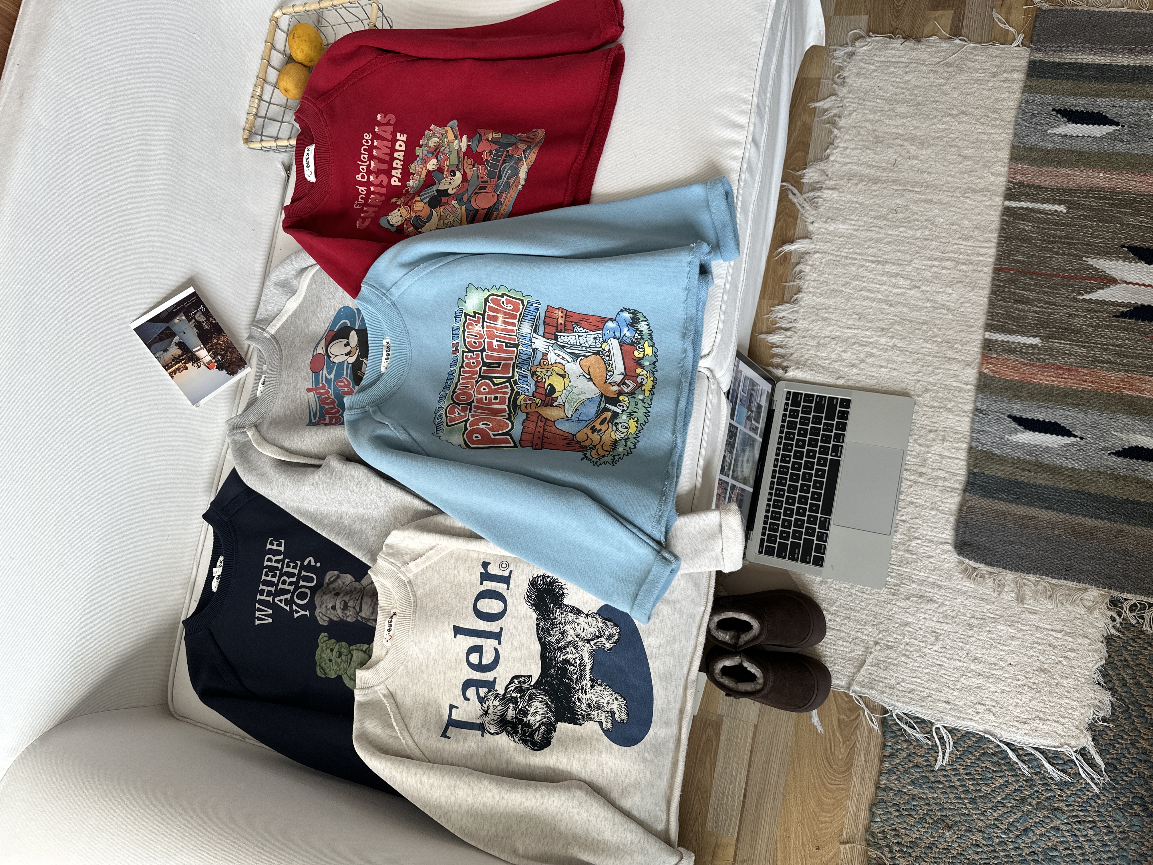 韩版炒色水洗春秋卫衣男女童毛边插肩袖亲子百搭 2025850