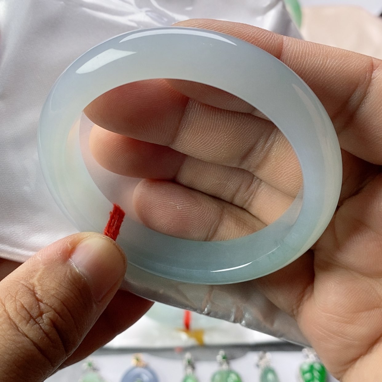 【闪购商品】未镶嵌手镯翡翠