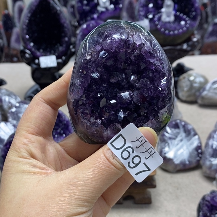 水晶未镶嵌大型摆件（非配饰）