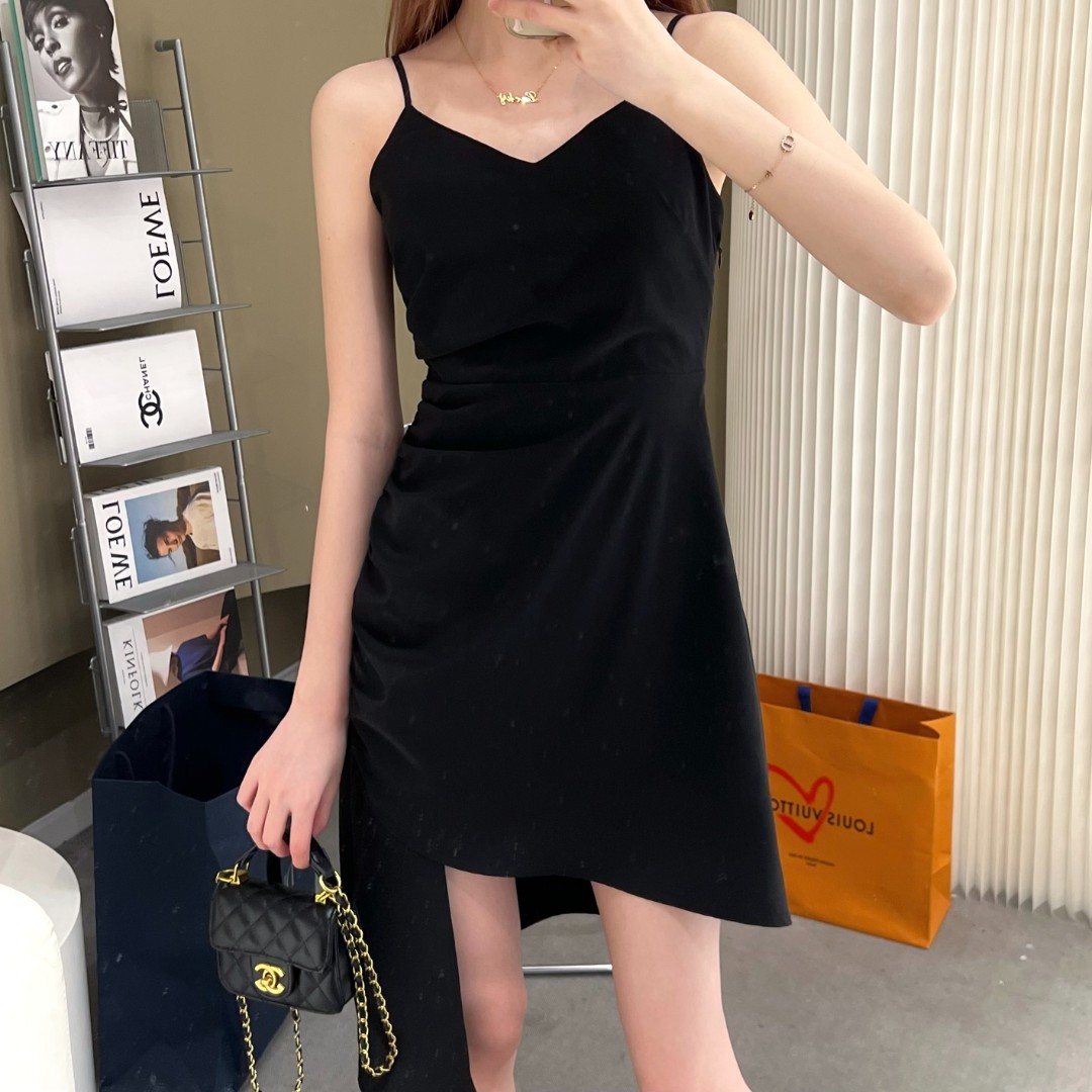 凯哥福利【 销冠裙】 吊带连衣裙 J2022051202