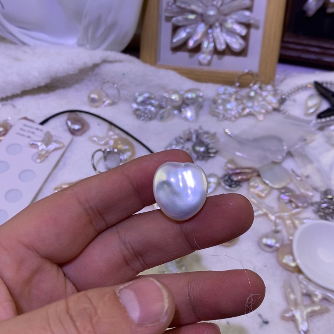 m***事未镶嵌耳钉淡水珍珠