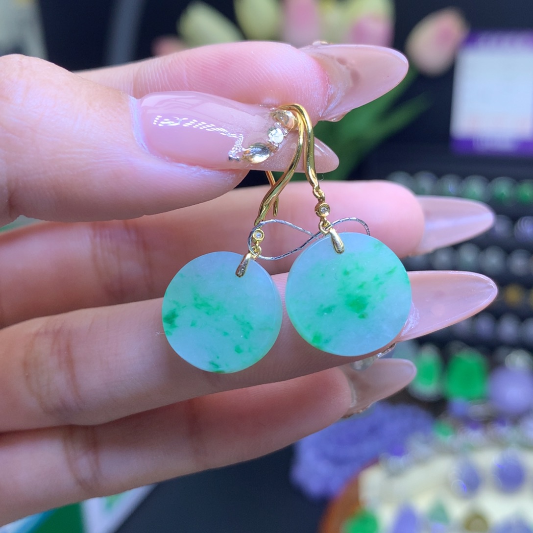 翡翠颈饰18K金镶嵌天然