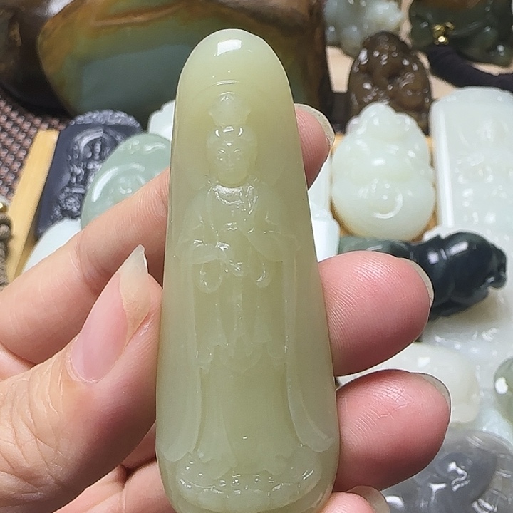 和田玉颈饰未镶嵌