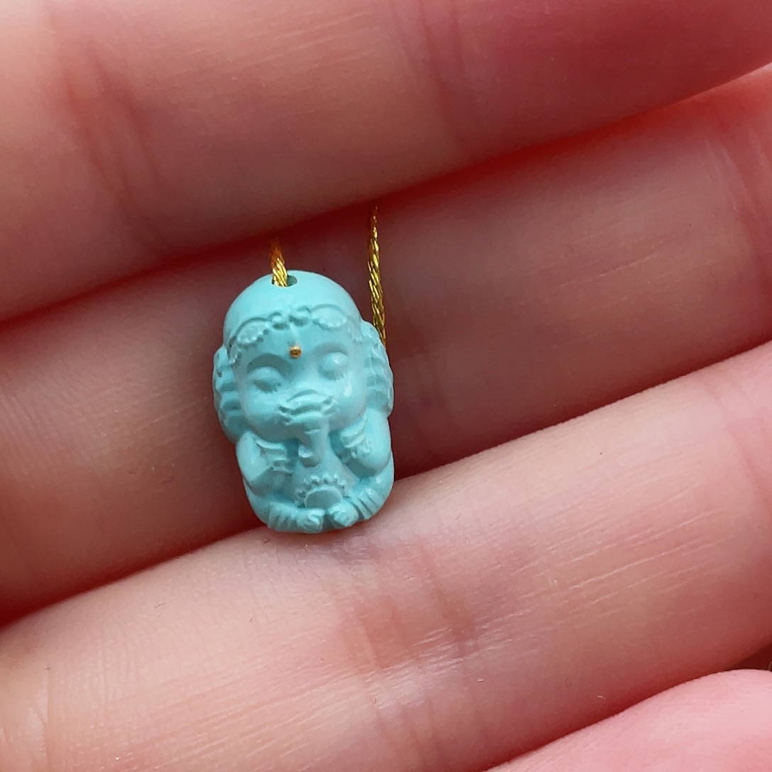 绿松石颈饰未镶嵌