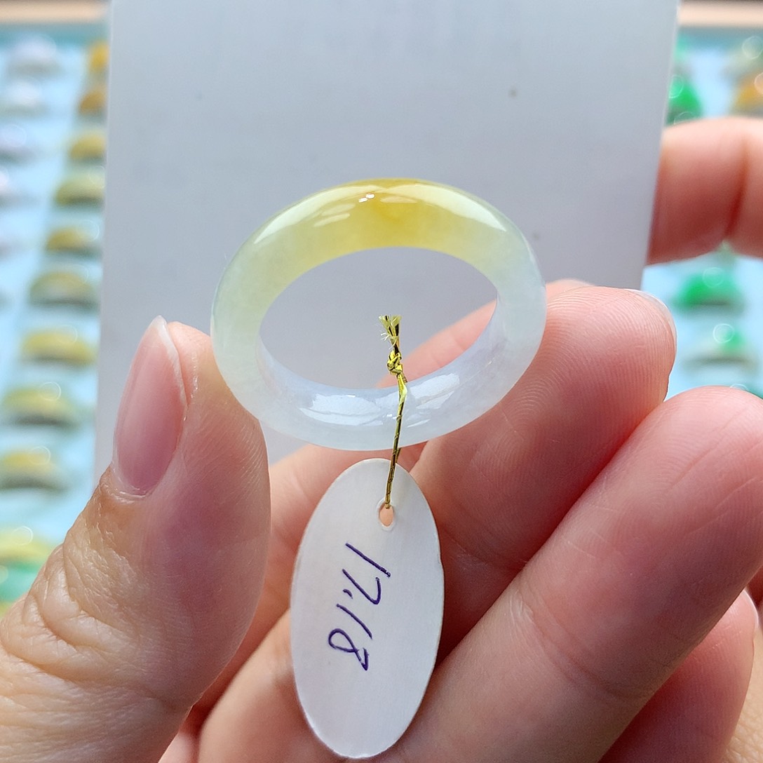 翡翠戒指未镶嵌1718圈