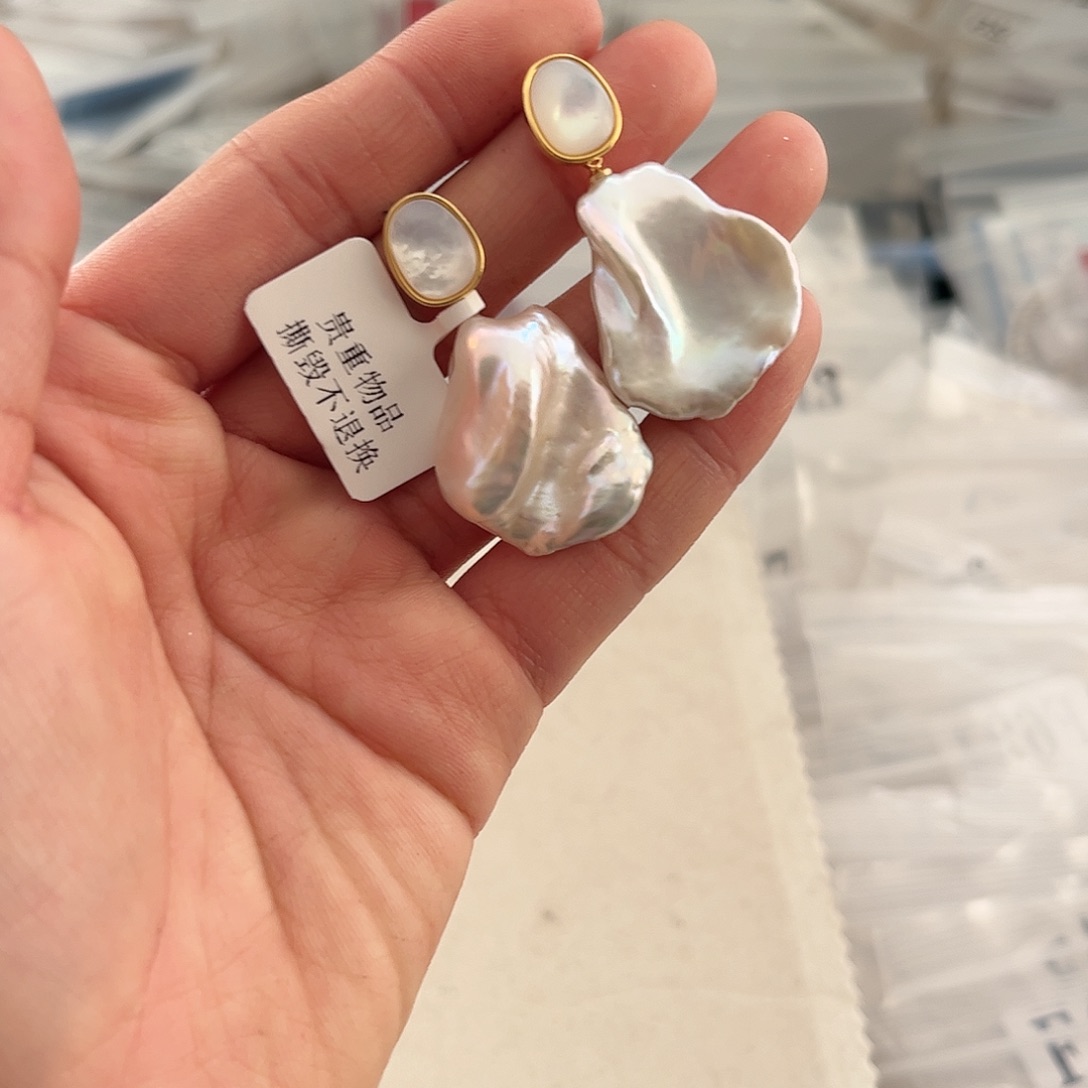 淡水珍珠耳饰合金