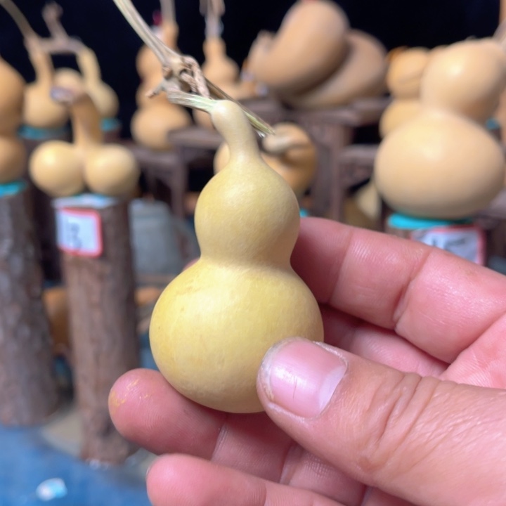 推荐一下下嘛替你