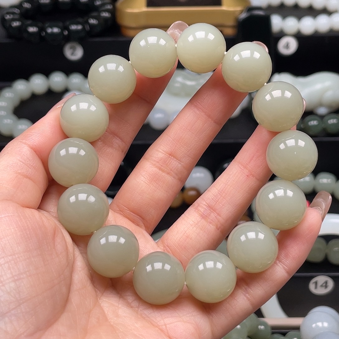 和田玉手串未镶嵌乘**心