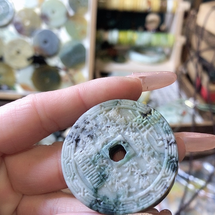 岫玉岫玉挂件未镶嵌