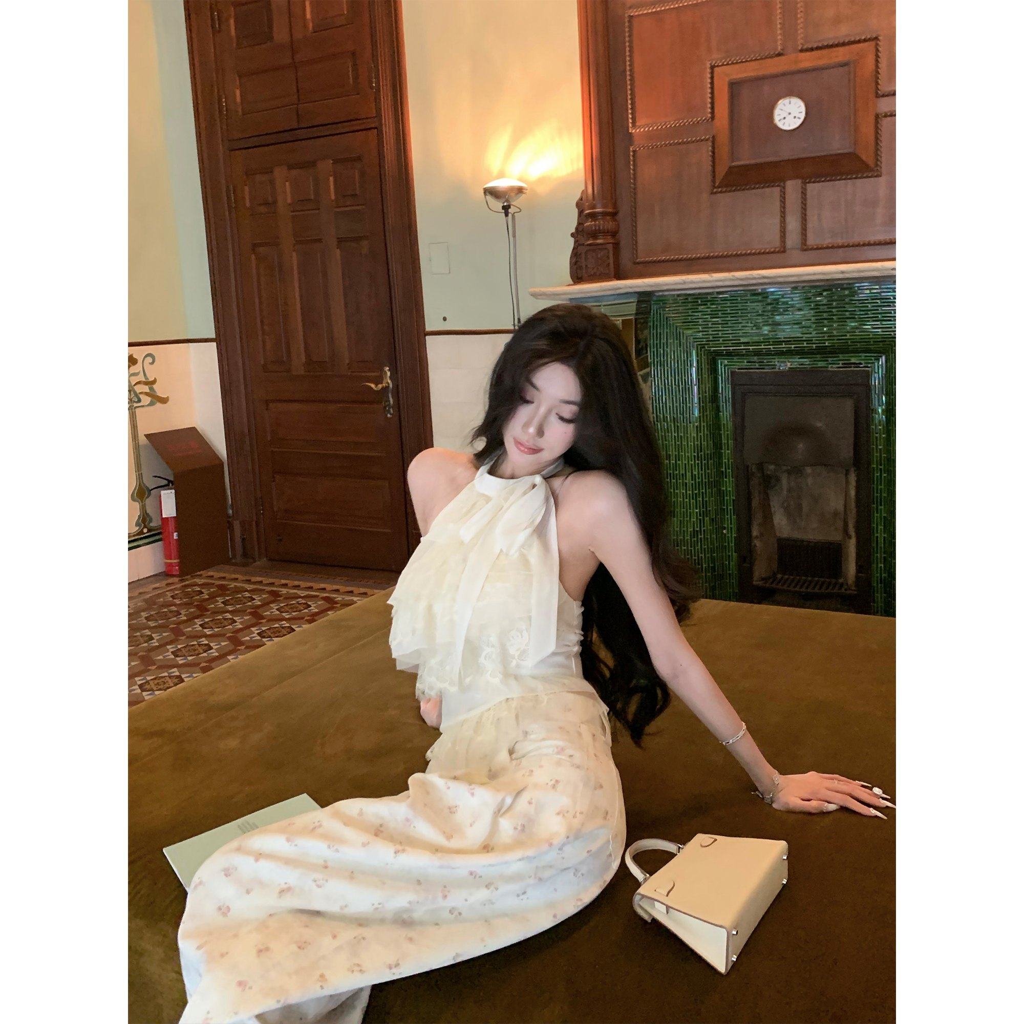 Barb Chill【漫漫盛夏】挂脖飘带蕾丝叠层荷叶边露肩少女感吊带背心