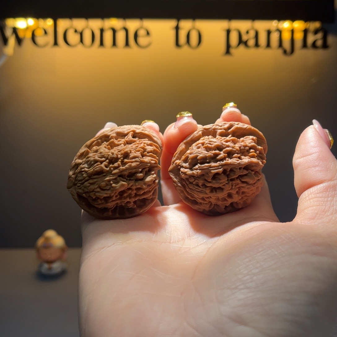 M***x文玩核桃吊坠南将