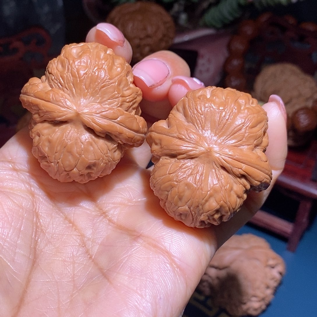 文玩核桃把件元宝42.5