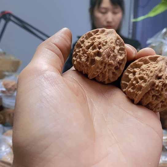【闪购商品】把件文玩核桃38凤眼小众