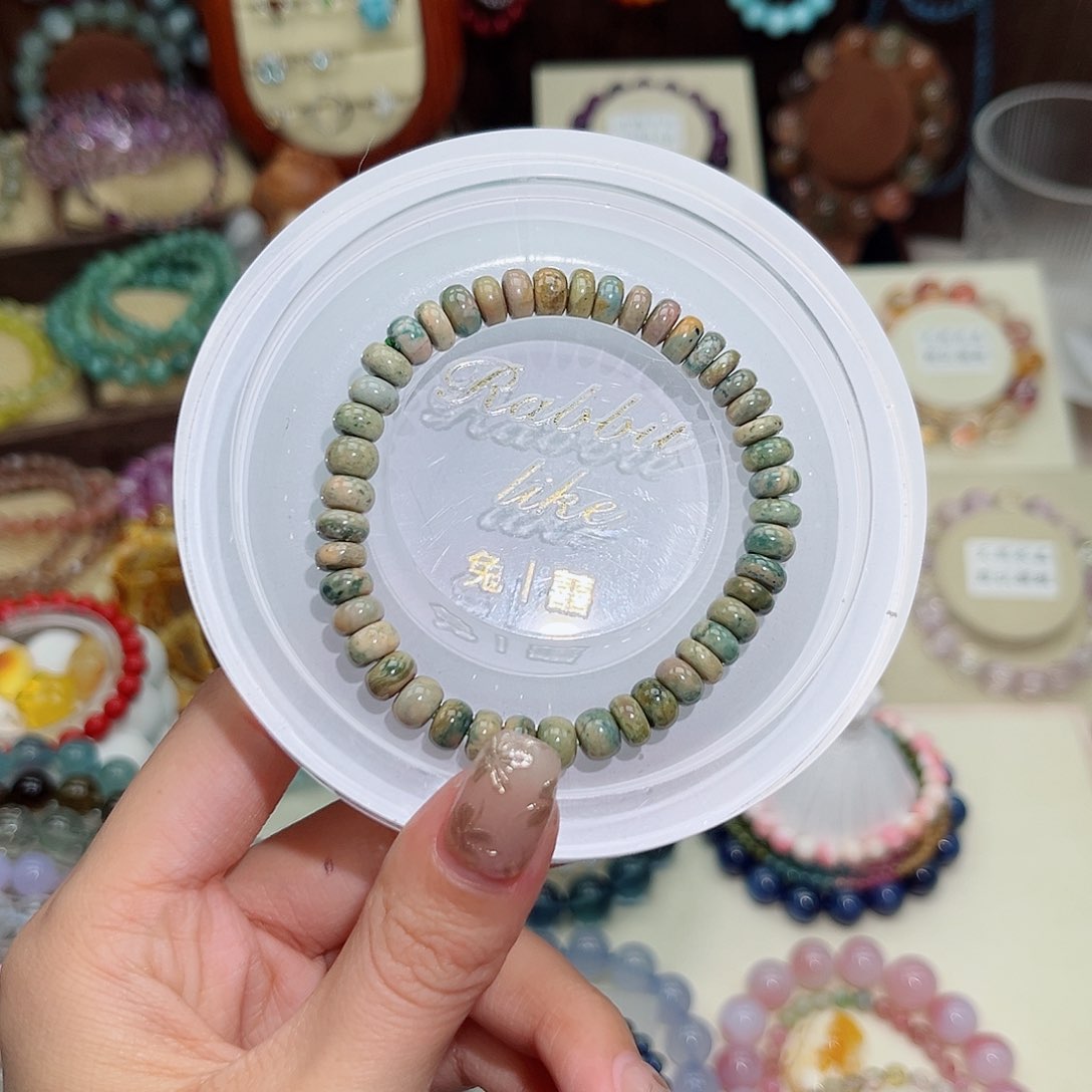 水晶手串未镶嵌୧***阿拉善