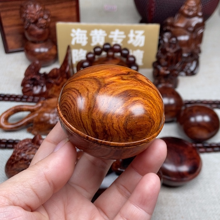 花梨木类端景台u*嘟59.4克左右