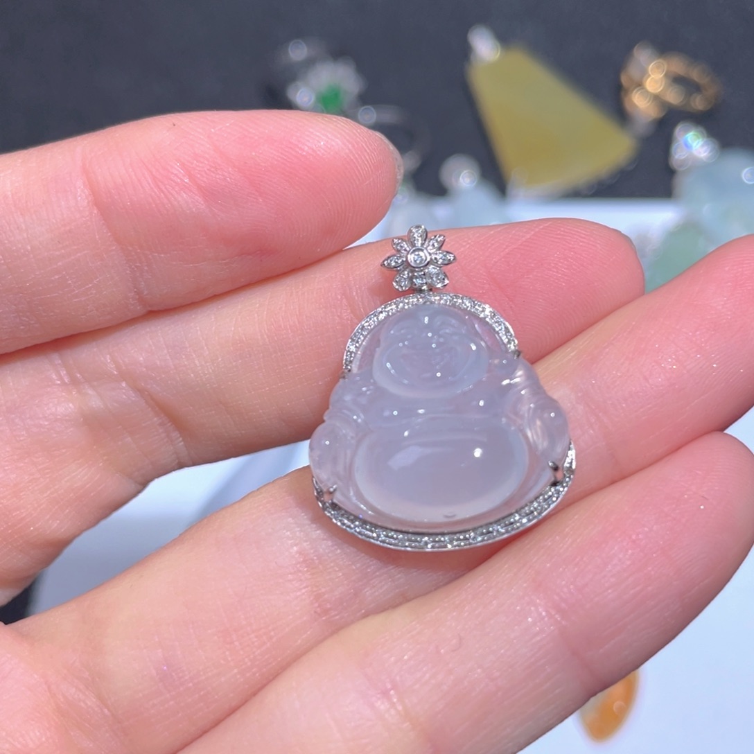 翡翠颈饰18K金镶嵌翡翠