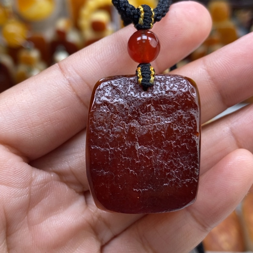 【闪购商品】琥珀颈饰未镶嵌