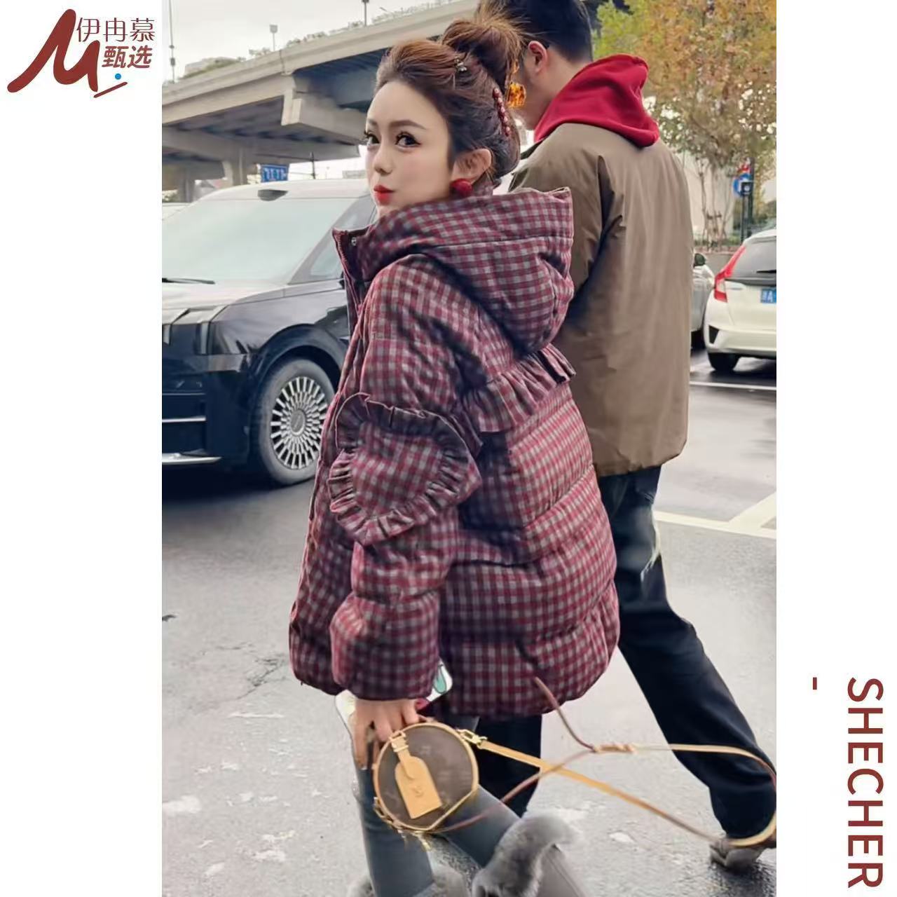 【伊冉慕】极简风保暖女常规拼接加厚中长款格纹羽绒服24079-1