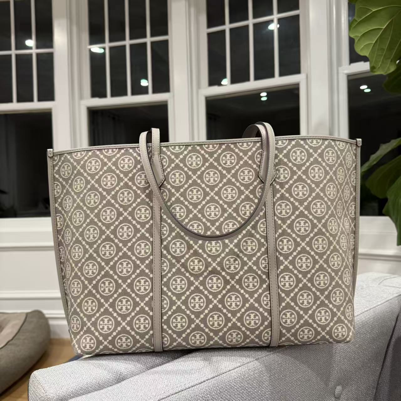 Tory Burch汤丽柏琦 预售 T Monogram Perry大号托特 178182-020