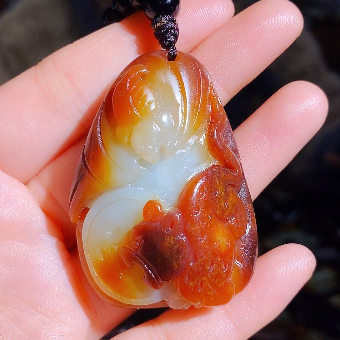 和田玉颈饰未镶嵌