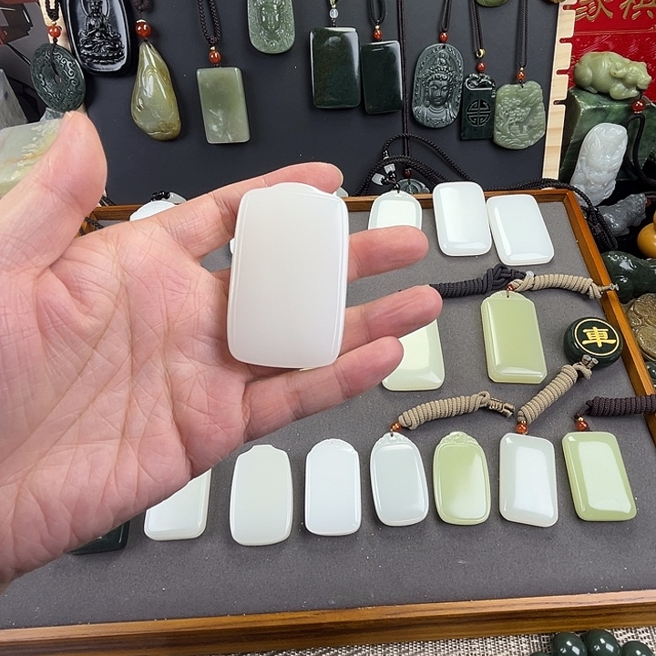 k***g玉白四六出人头地牌