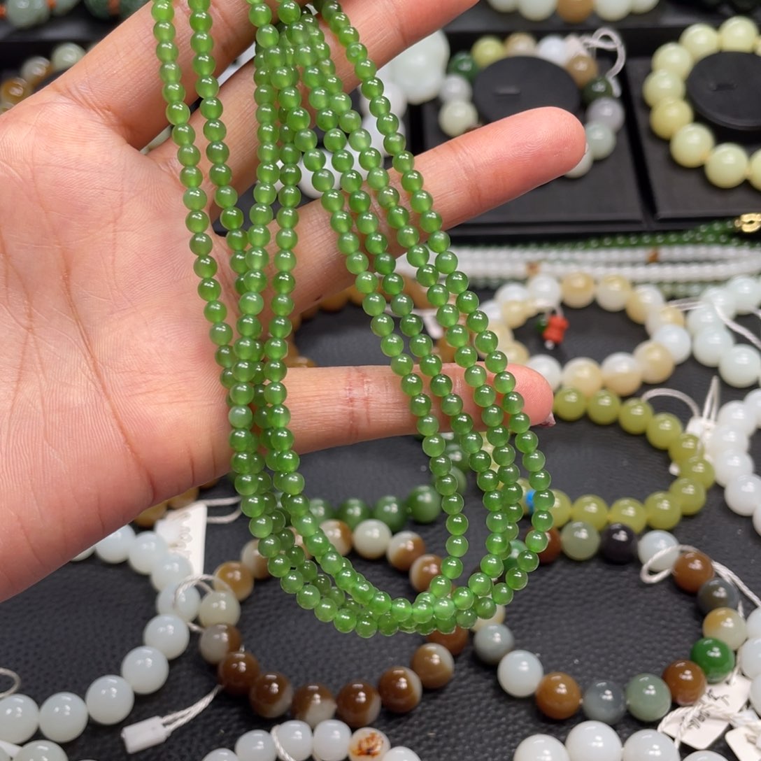 和田玉未镶嵌手链