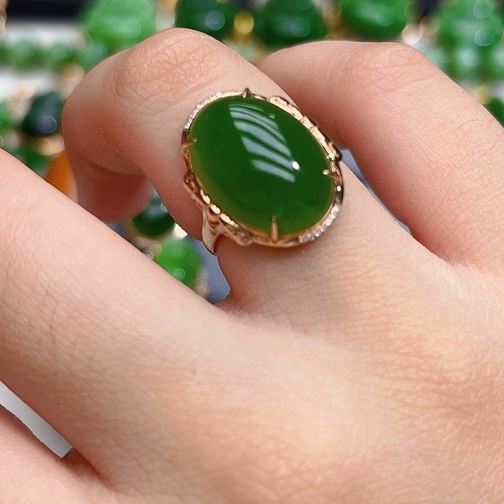 和田玉（碧玉）戒指18K金镶嵌
