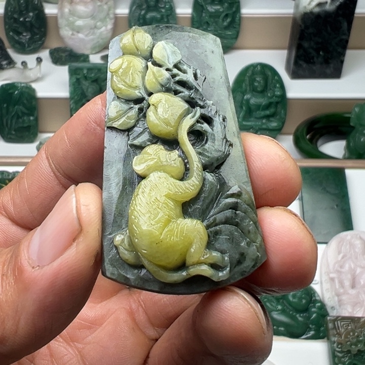 独山玉未镶嵌吊坠(不含链)