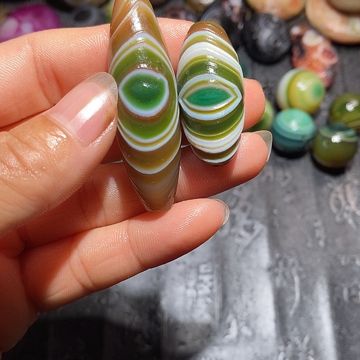 王***！玛瑙/玉髓颈饰合金