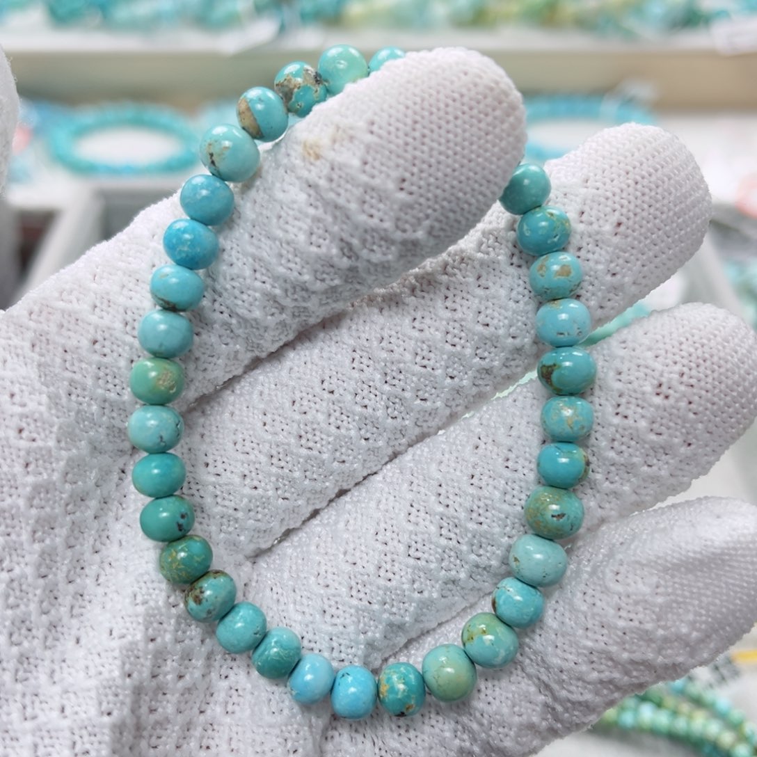 绿松石绿松石未镶嵌