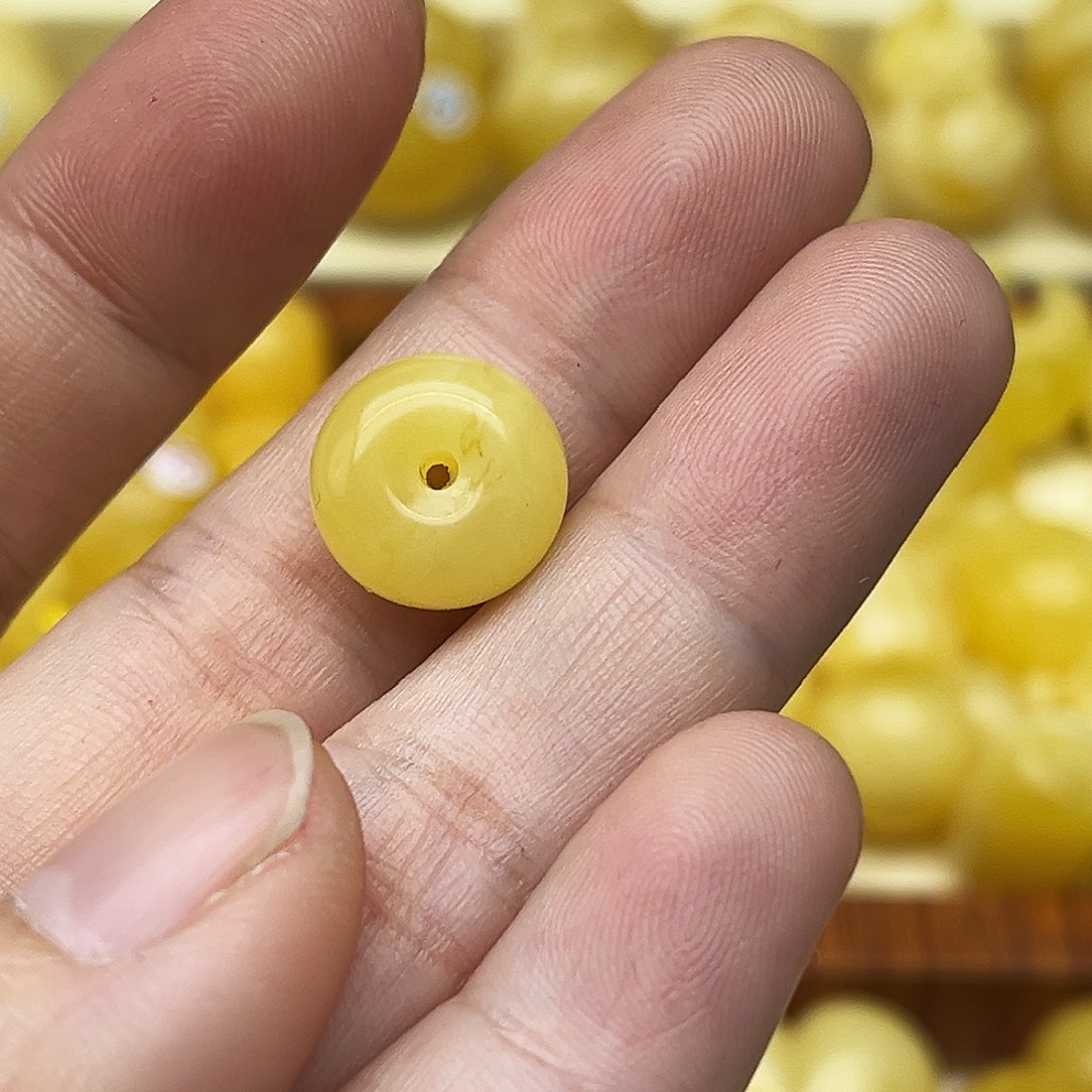 蜜蜡未镶嵌裸石天然