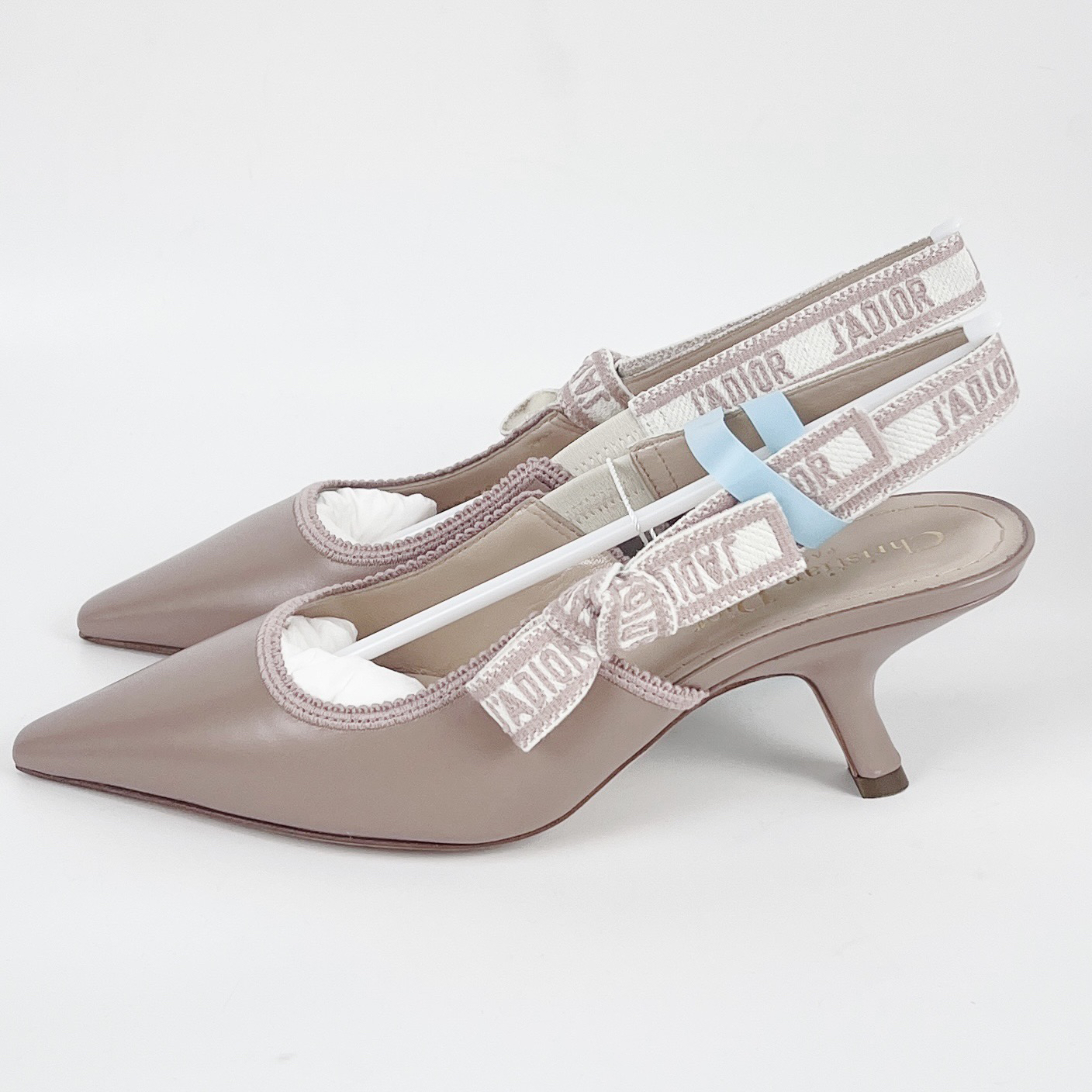 99新 DIOR/迪奥 36码 粉色刺绣牛皮小猫跟 lm3796