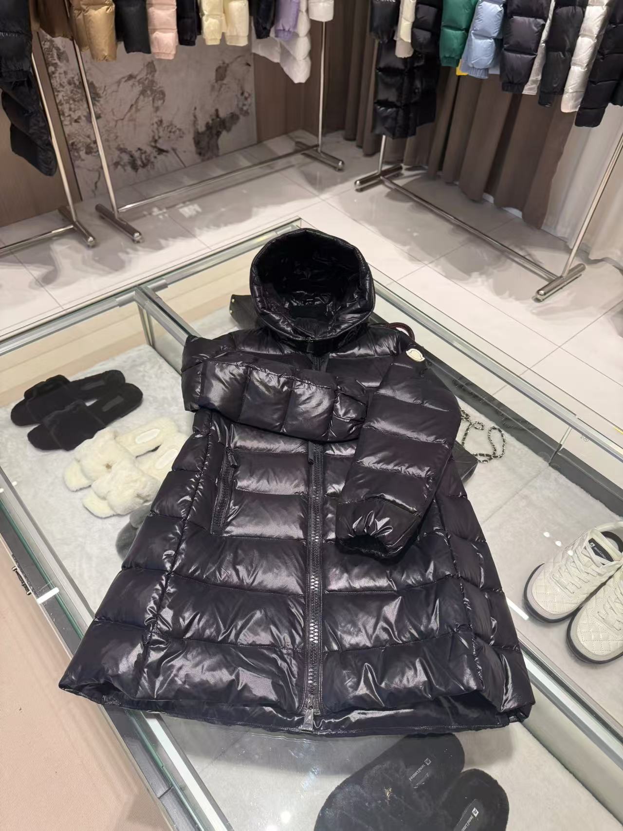 深圳peter li 2025新款羽绒服男女通用 小娃娃